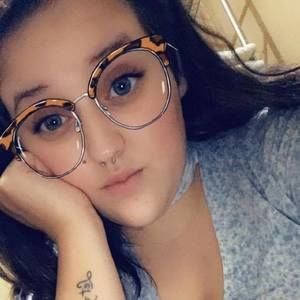 Meet your Posher, Alexsus